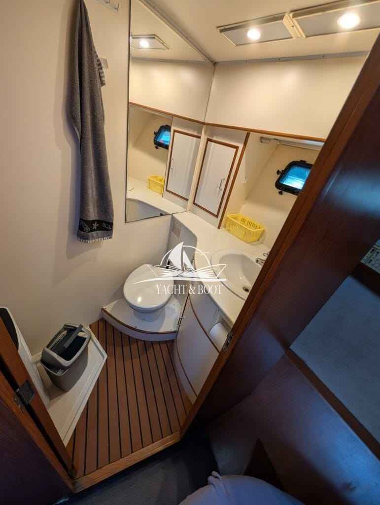 Motorboot Camargue Yacht 42 Sundeck
