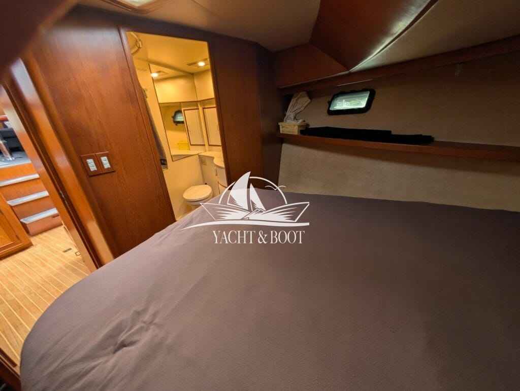Motorboot Camargue Yacht 42 Sundeck
