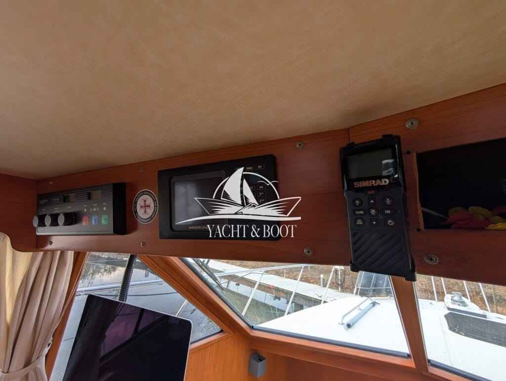 Motorboot Camargue Yacht 42 Sundeck