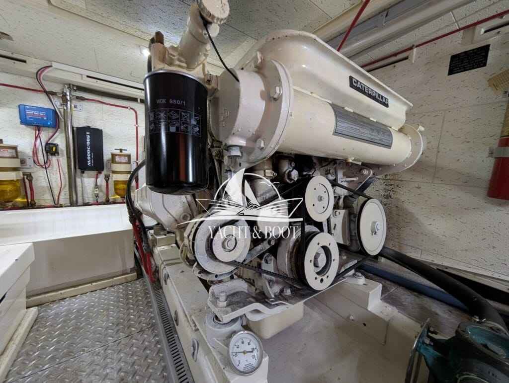 Motorboot Camargue Yacht 42 Sundeck