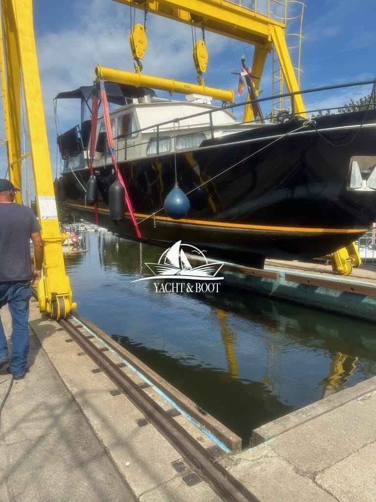 Motorboot holländischer Werftbau 1000 GSAK