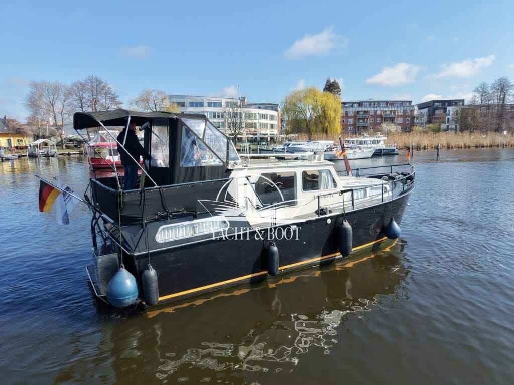 Motorboot holländischer Werftbau 1000 GSAK