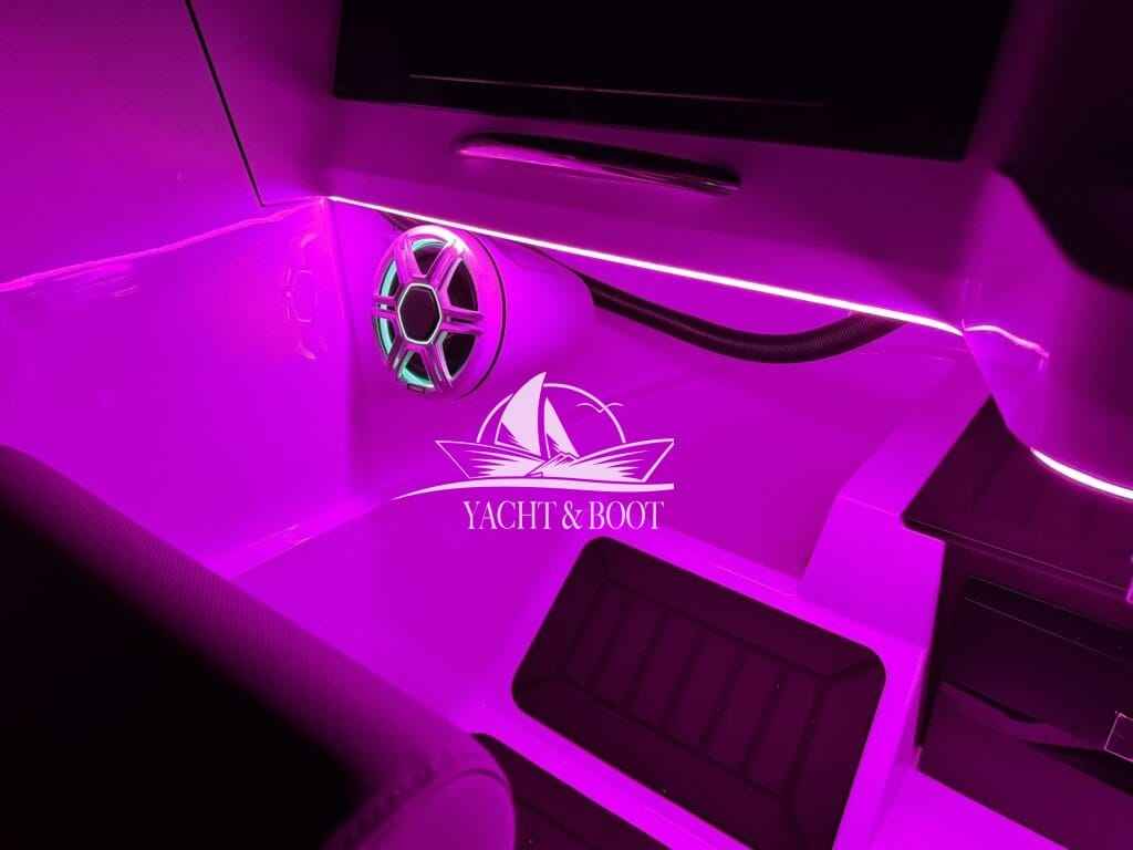 Motorboot Corsiva Yachting 607 Runabout