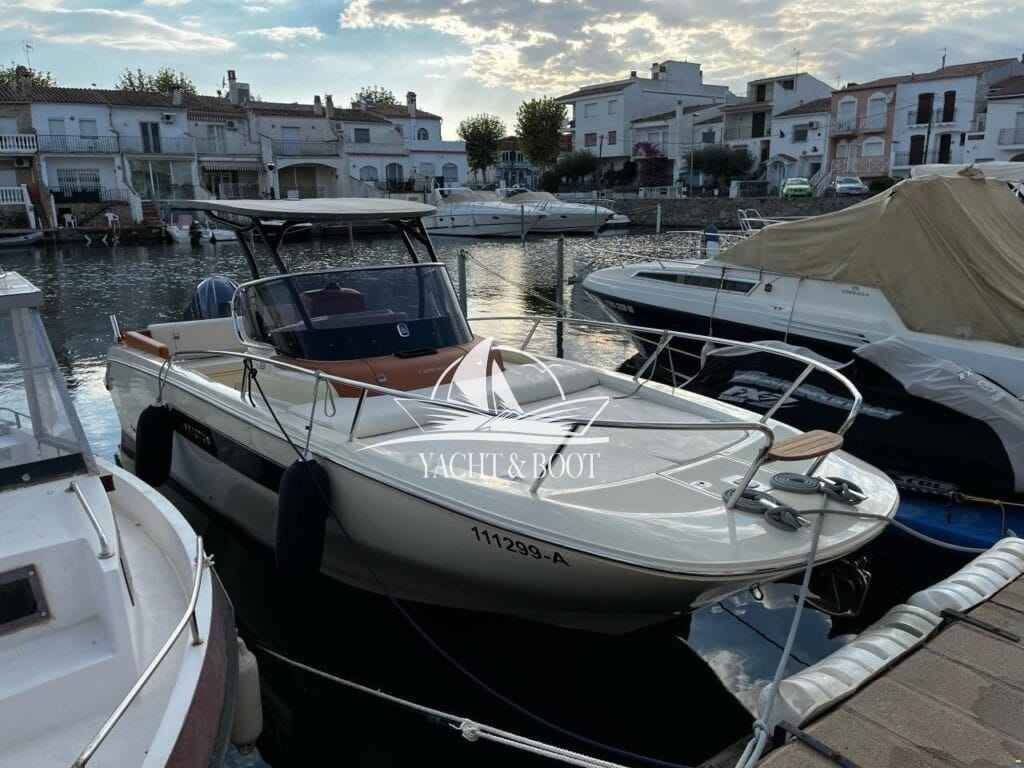 Motorboot Invictus Yacht Capoforte CX 270