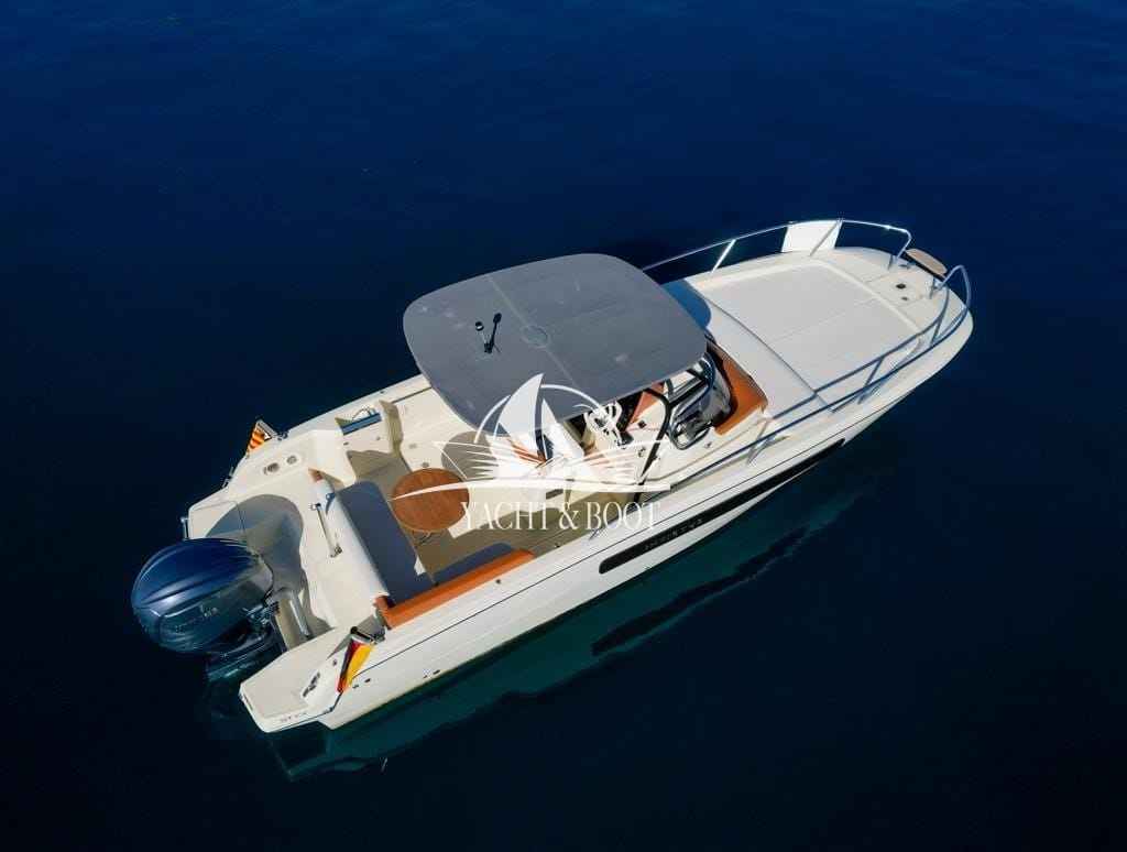 Motorboot Invictus Yacht Capoforte CX 270