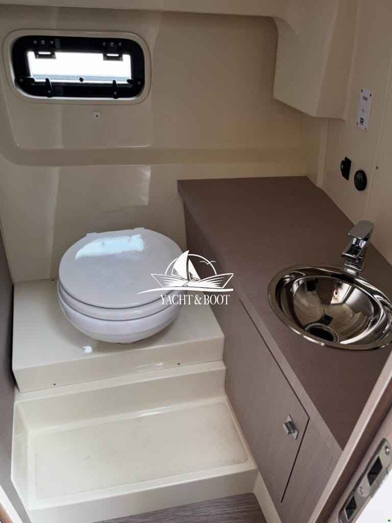 Motorboot Invictus Yacht Capoforte CX 270