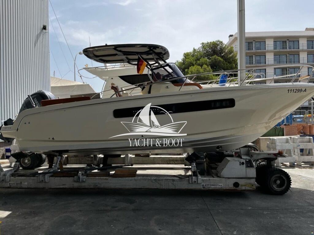 Motorboot Invictus Yacht Capoforte CX 270