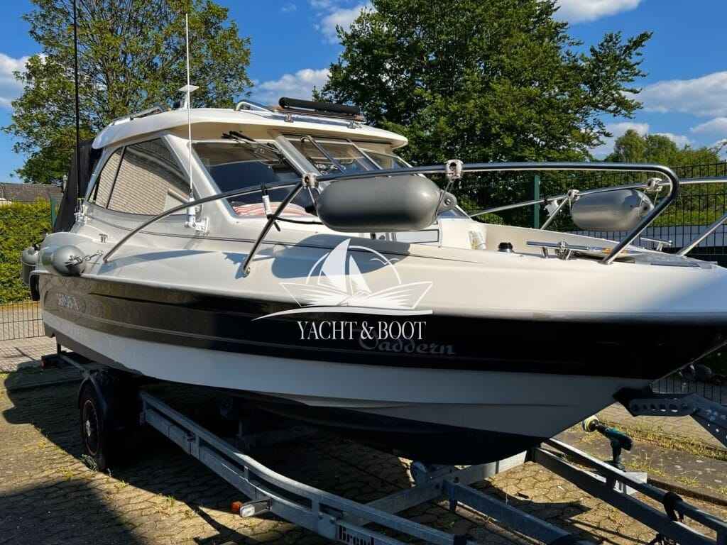 Motorboot Bella Flipper OC 630