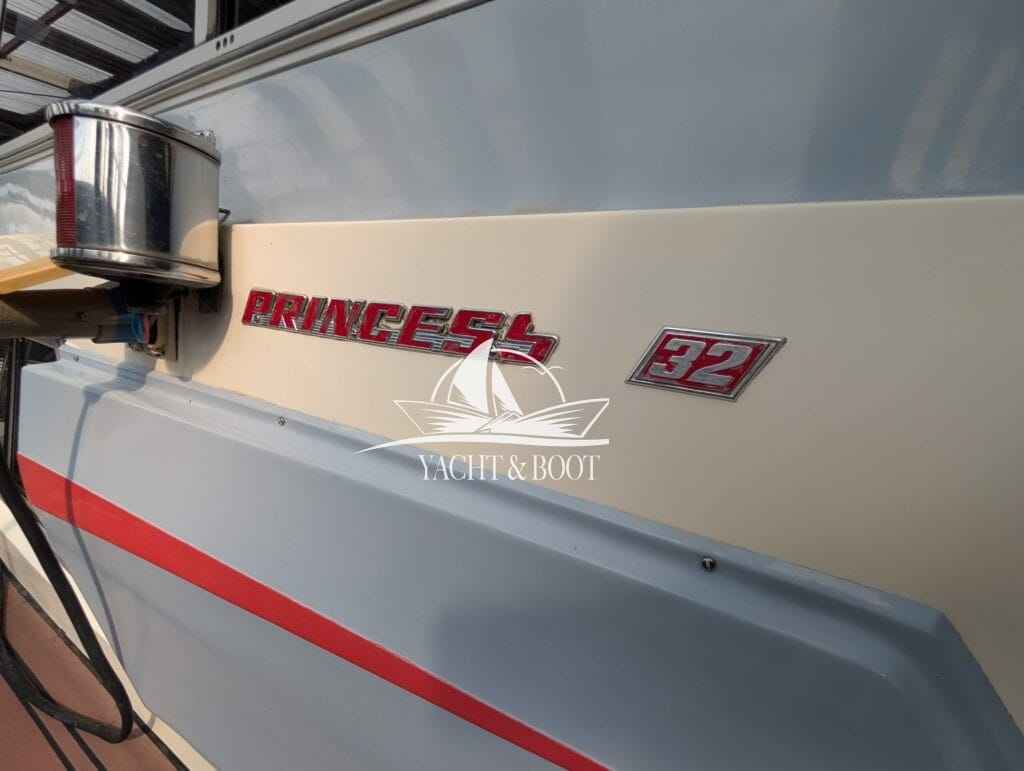 Motorboot Princess 32