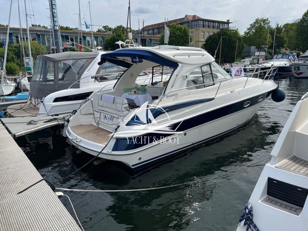 Motorboot Bavaria Yachtbau GmbH 32 HT