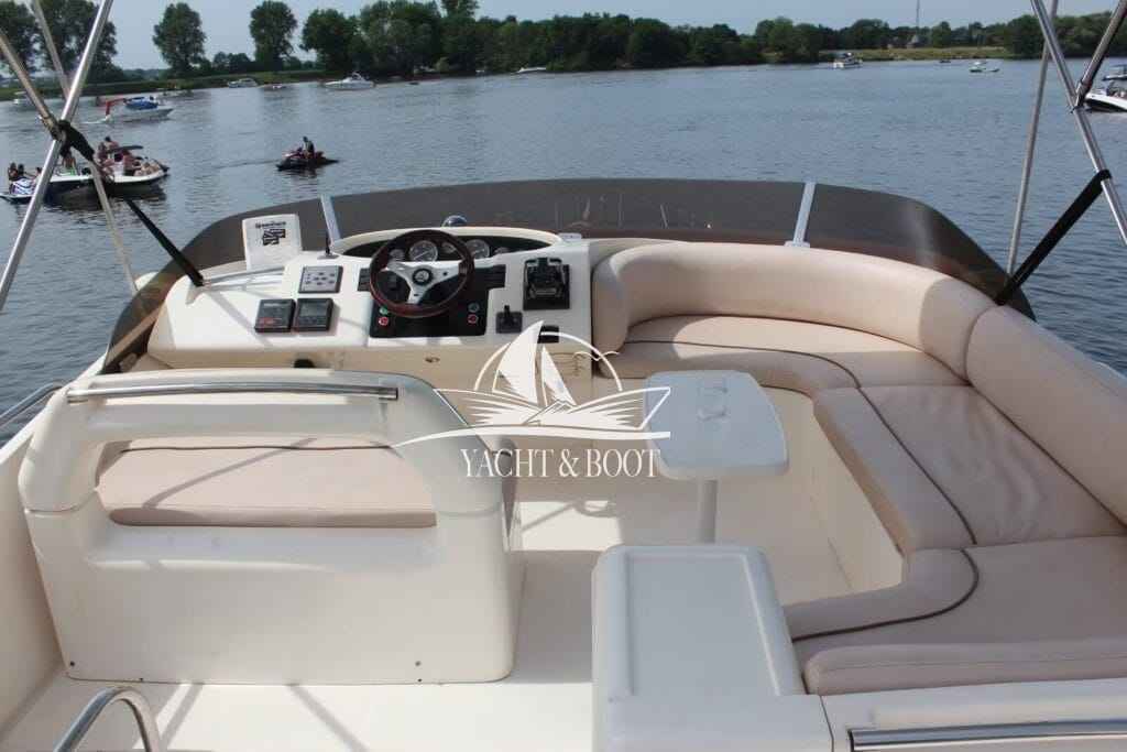 Motorboot Princess 480 Fly