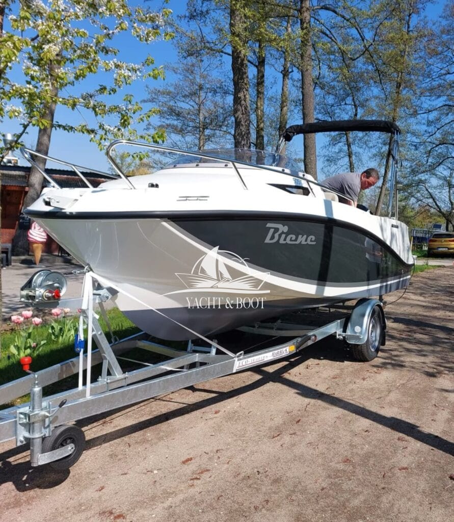 Motorboot Quicksilver 505 Cabin