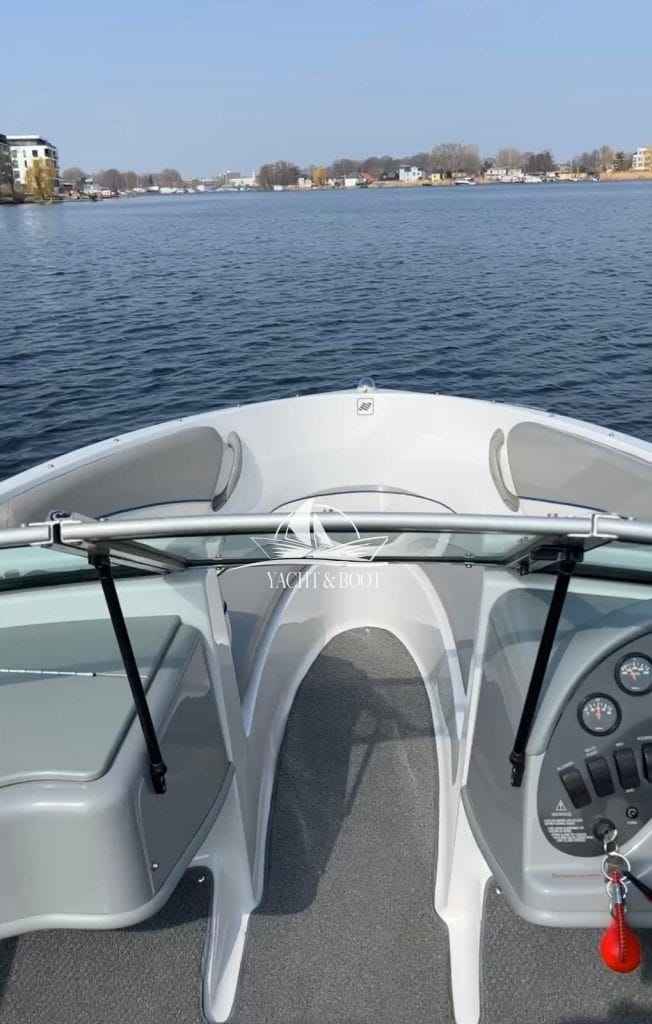 Motorboot Four Winns 170 Horizon