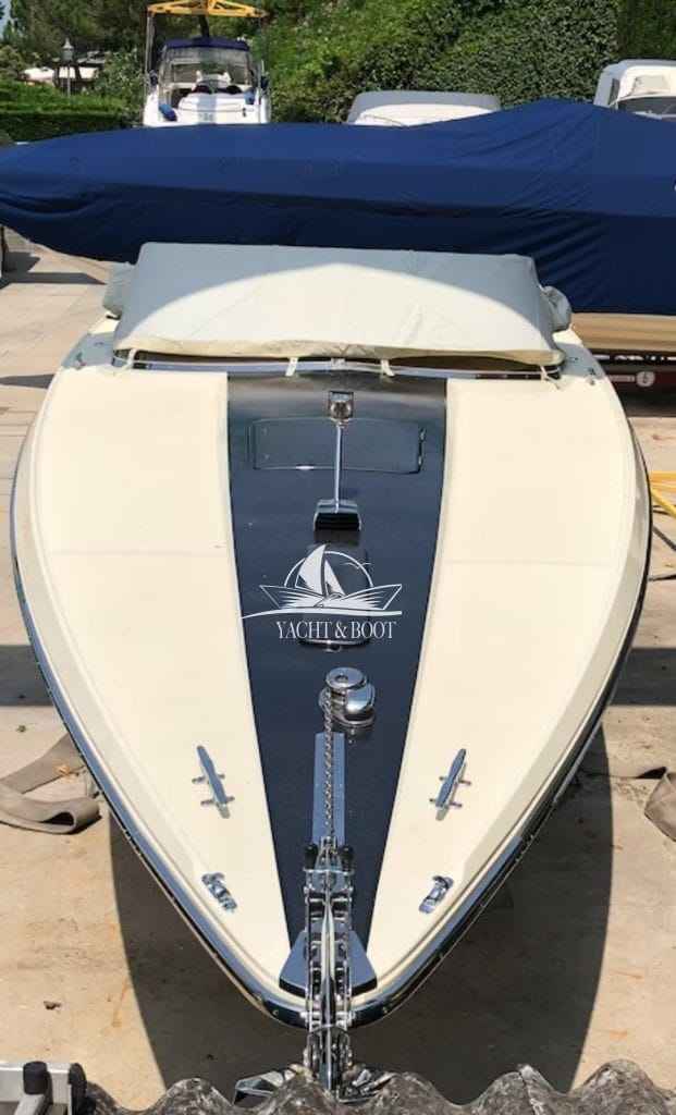 Motorboot Riva St. Tropez