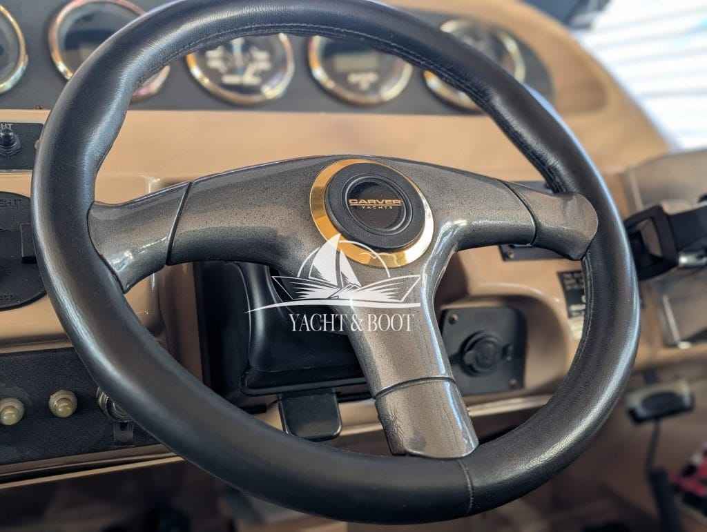 Motorboot Carver 450 Voyager Pilothouse