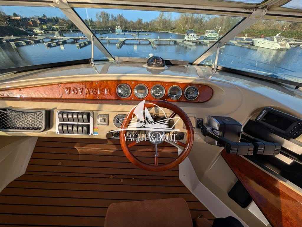 Motorboot Carver 450 Voyager Pilothouse