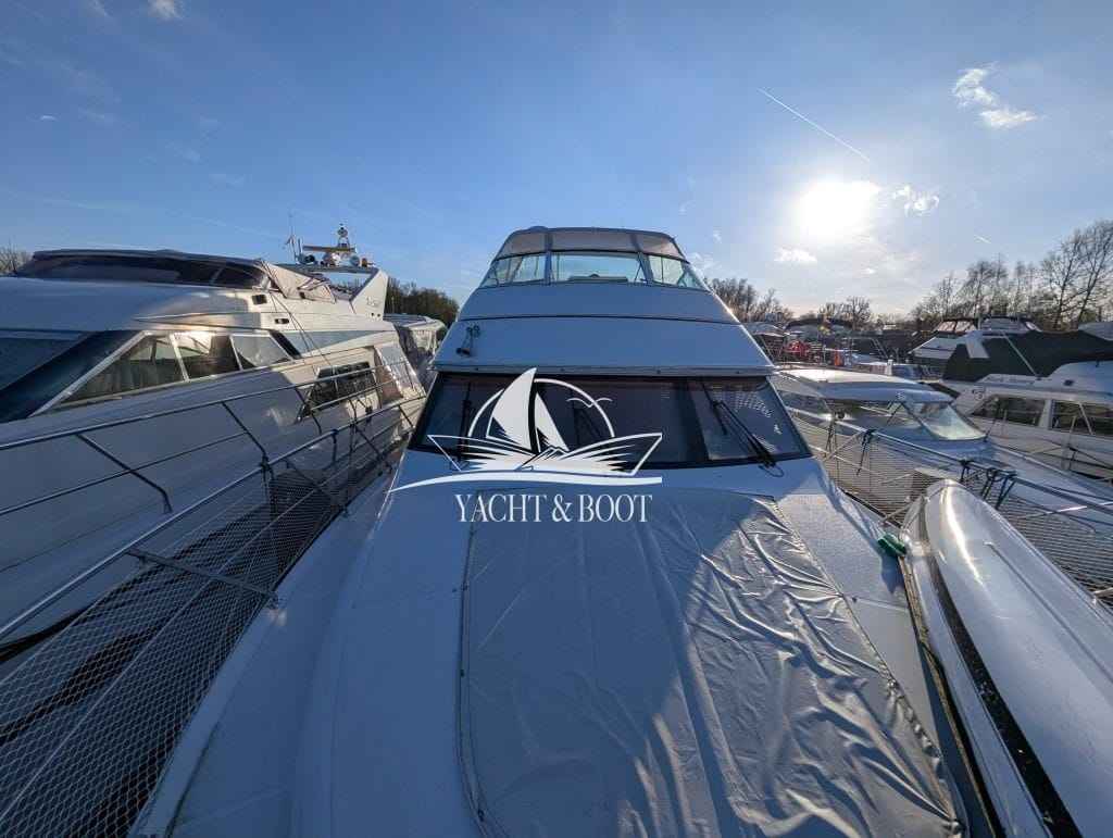 Motorboot Carver 450 Voyager Pilothouse