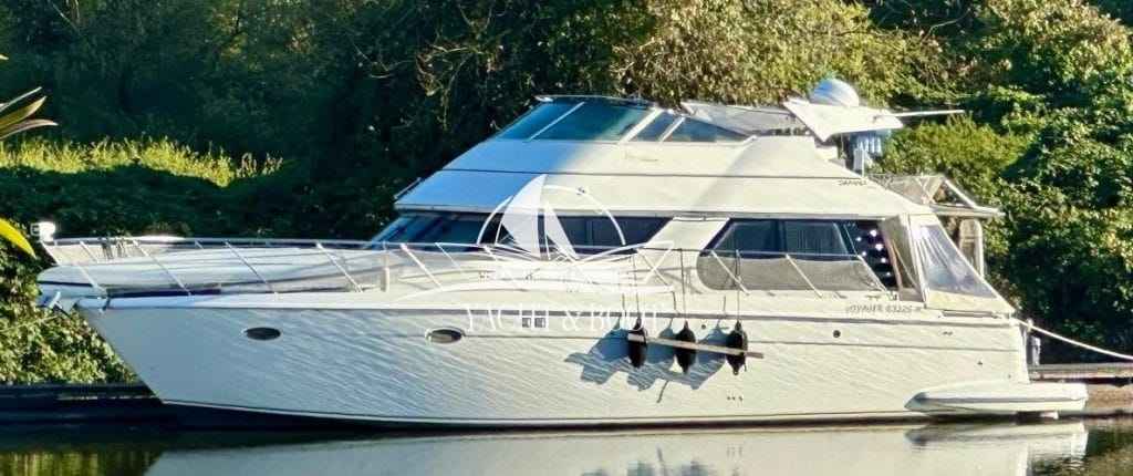 Motorboot Carver 450 Voyager Pilothouse