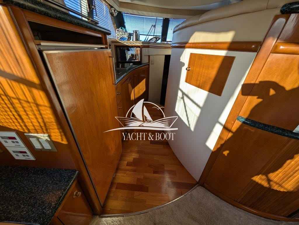 Motorboot Carver 450 Voyager Pilothouse