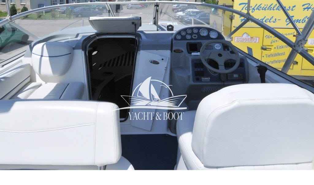 Motorboot Bayliner 265