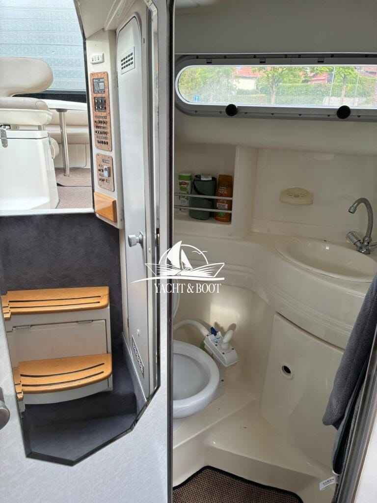 Motorboot Sealine S 270