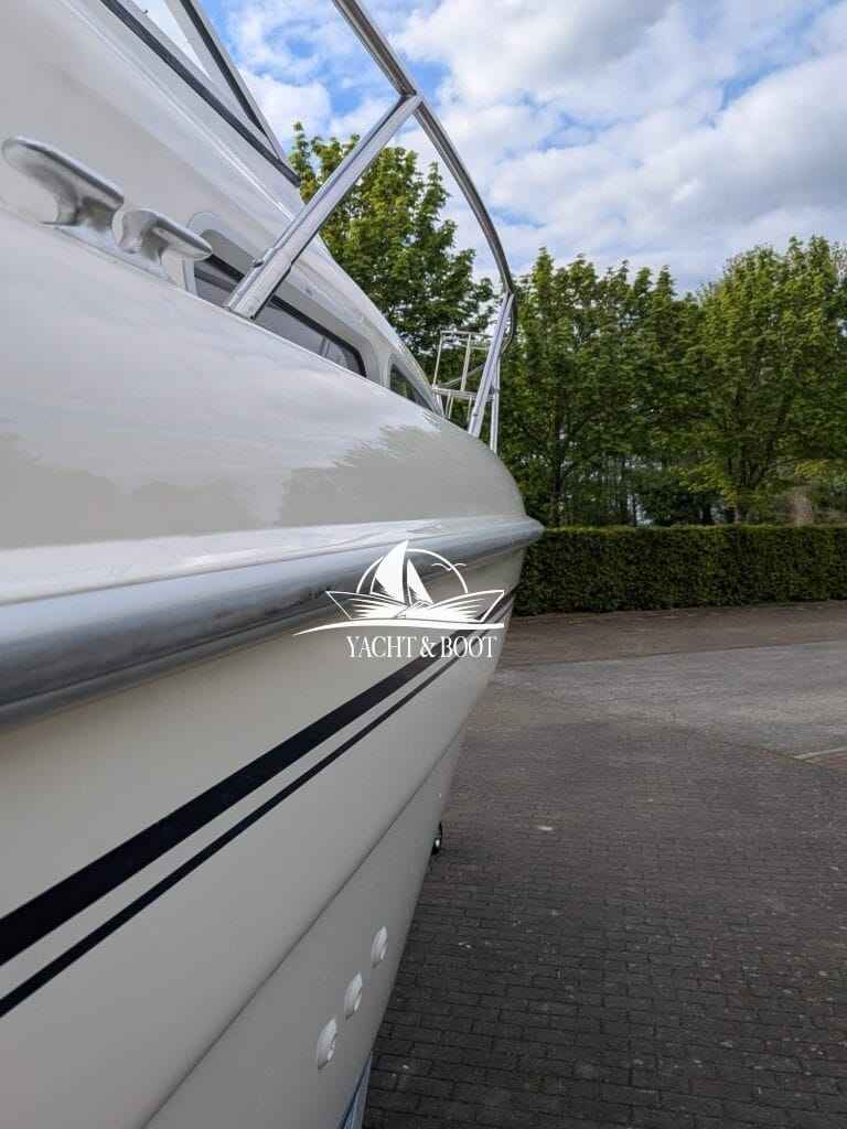 Motorboot Sealine S 270