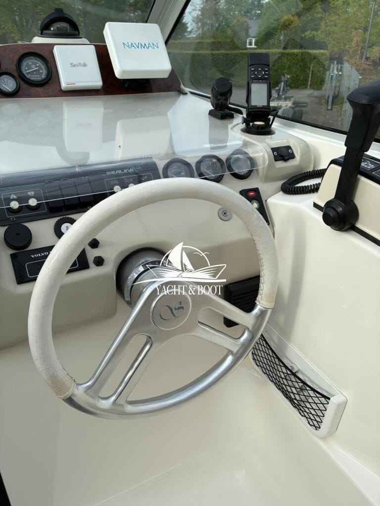 Motorboot Sealine S 270