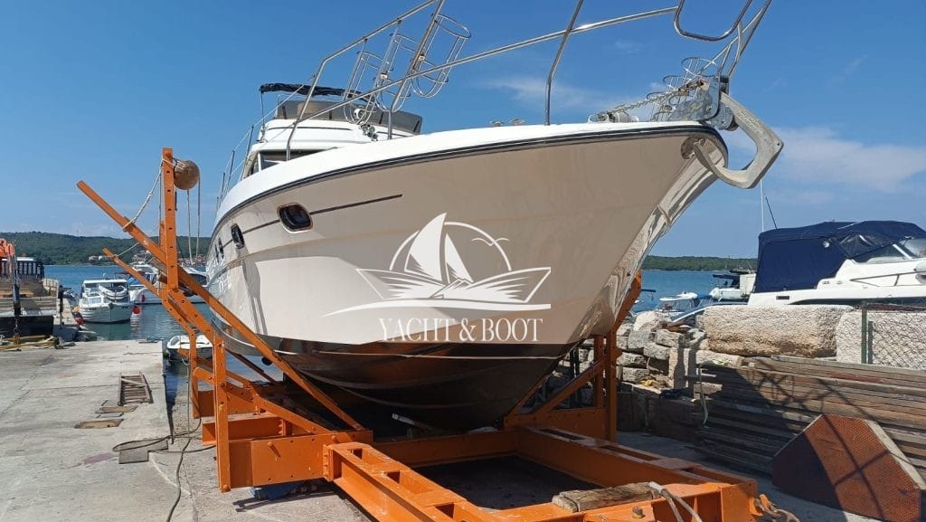 Motorboot Princess 415 Fly