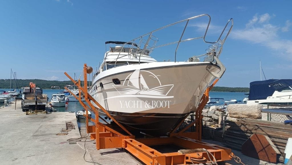 Motorboot Princess 415 Fly