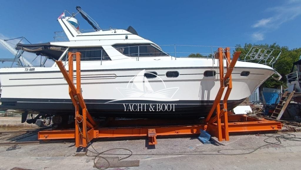 Motorboot Princess 415 Fly