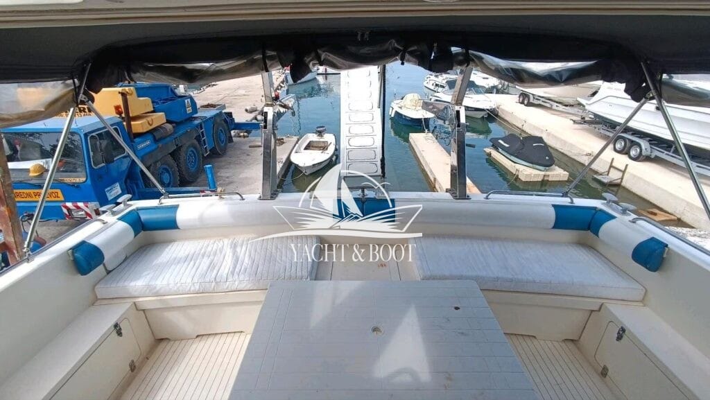 Motorboot Princess 415 Fly