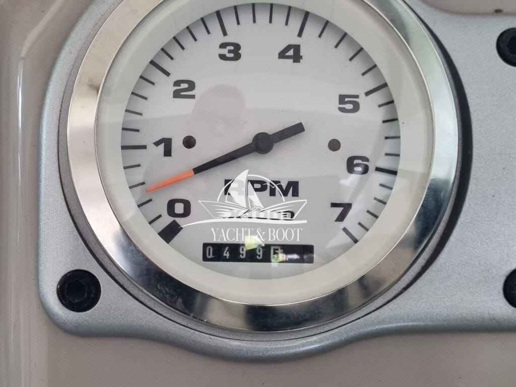 Motorboot Maxum 2400 SCR