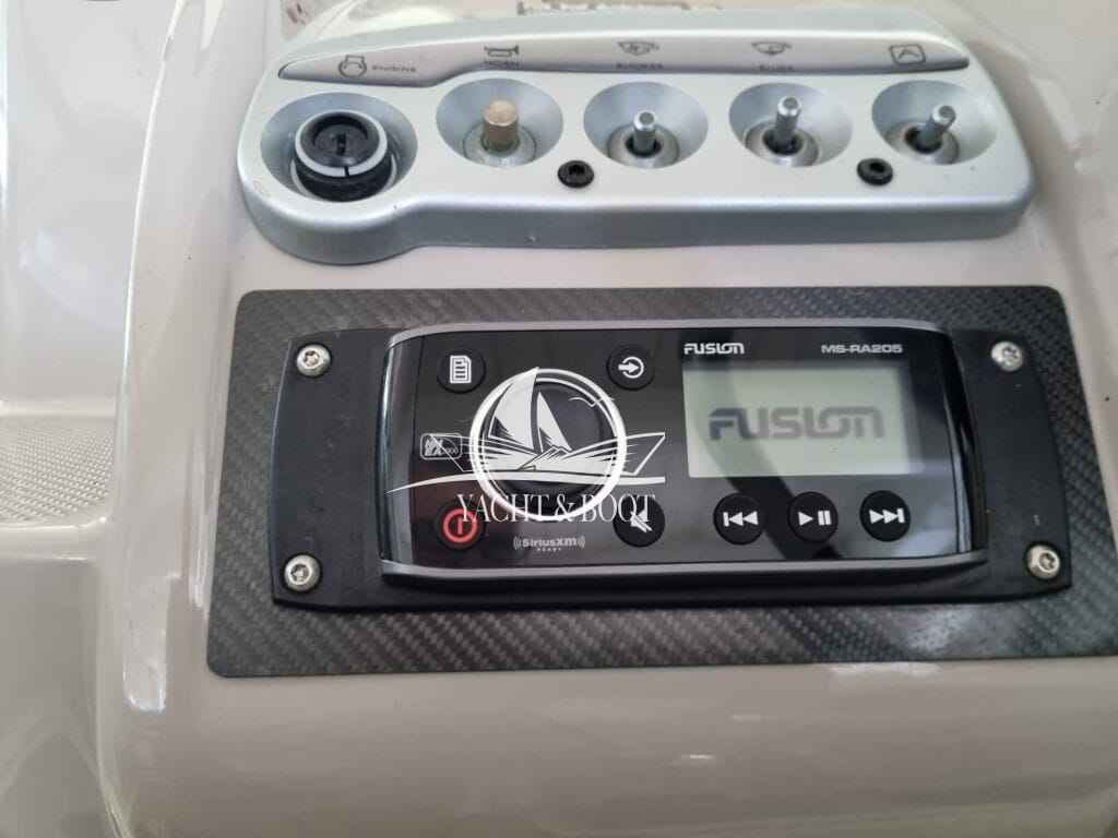 Motorboot Maxum 2400 SCR