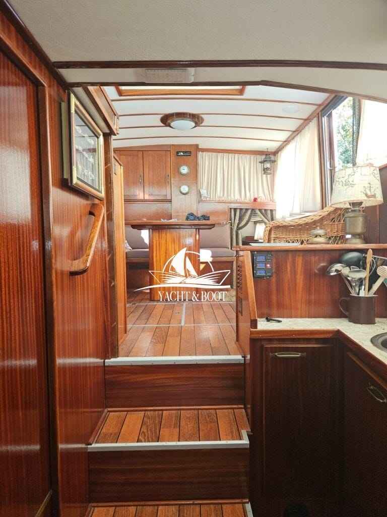 Motorboot Maxum Rubor 1100