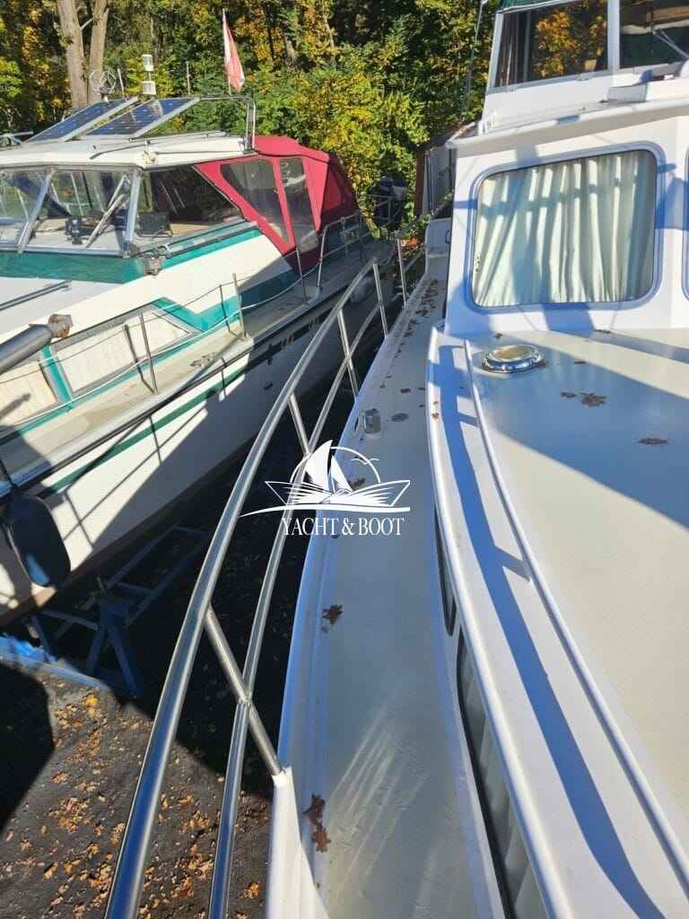 Motorboot Maxum Rubor 1100