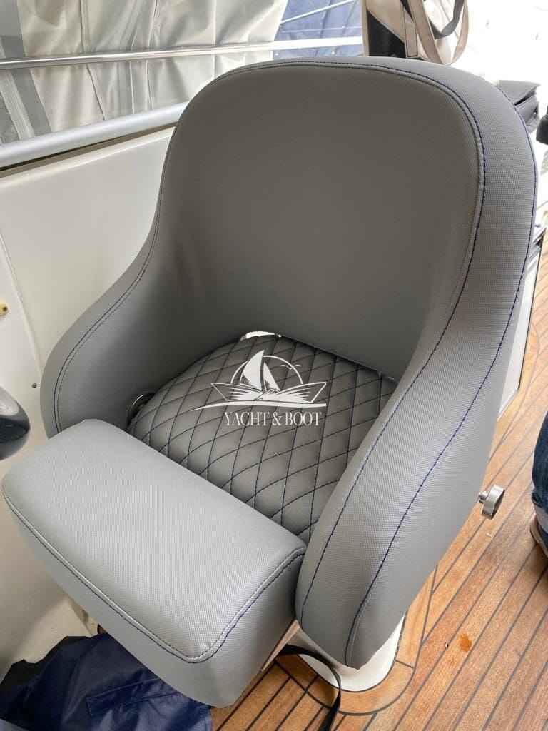 Motorboot Bavaria 33 Sport