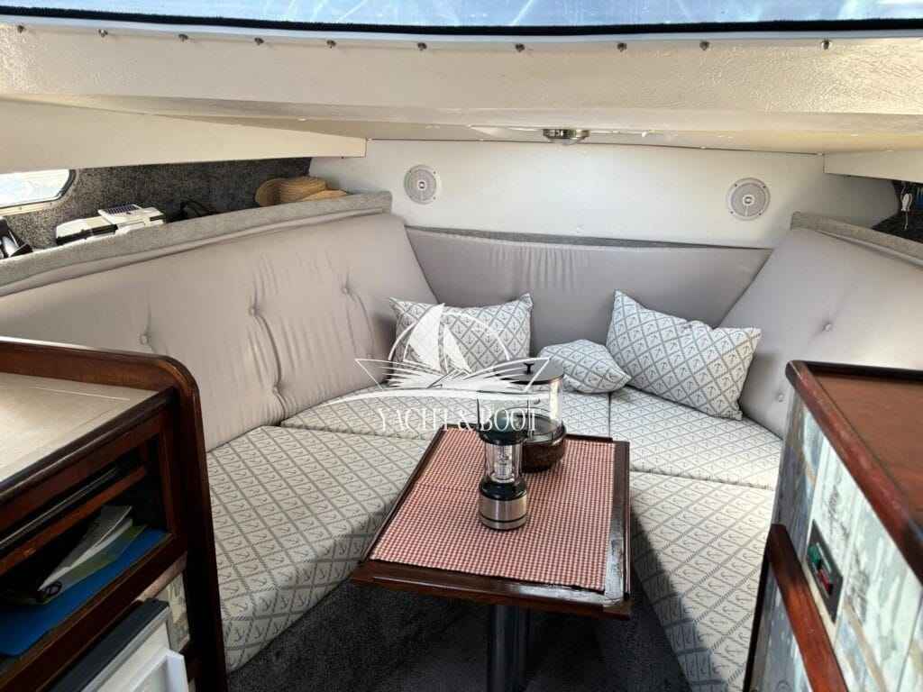 Motorboot Fairline Carrera 24