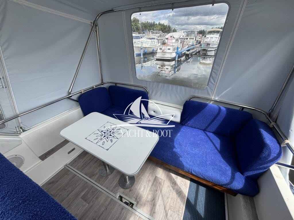 Motorboot Fairline Carrera 24