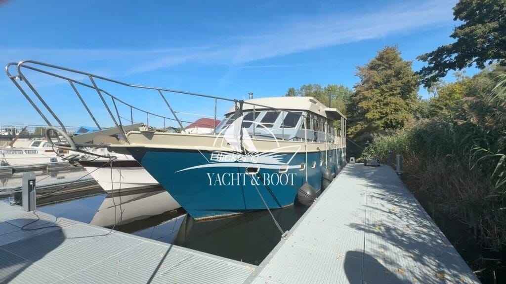 Motorboot holländischer Werftbau Motoryacht