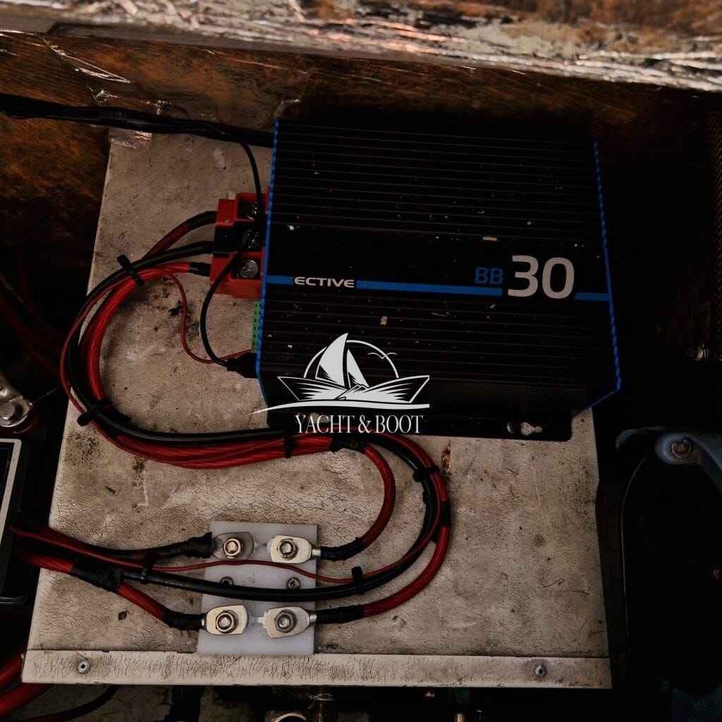 Motorboot Nidelv 28