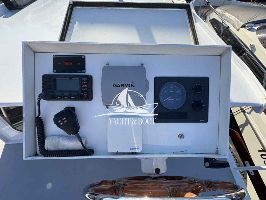 Motorboot holländischer Werftbau Crowntrawler 830