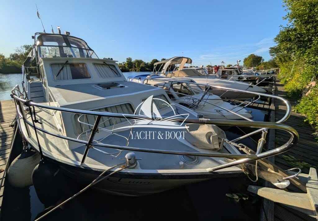 Motorboot Succes 880 Ultra