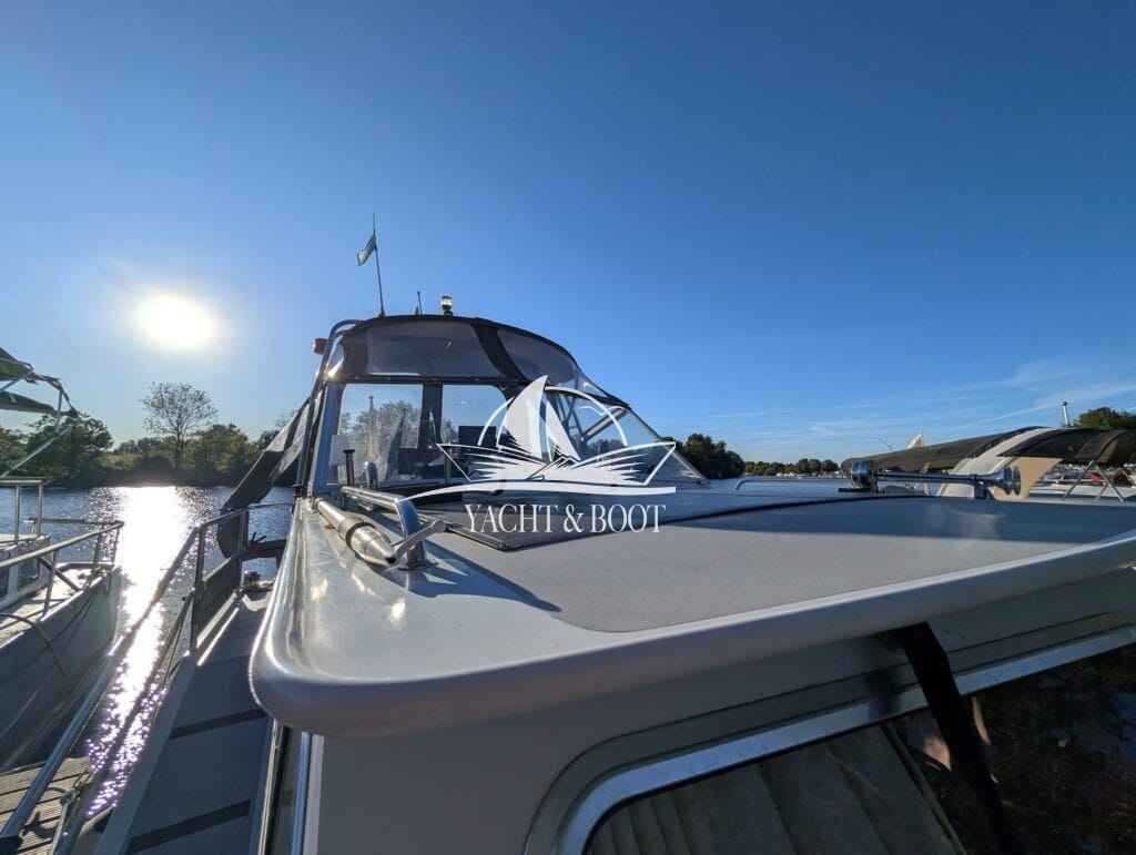 Motorboot Succes 880 Ultra