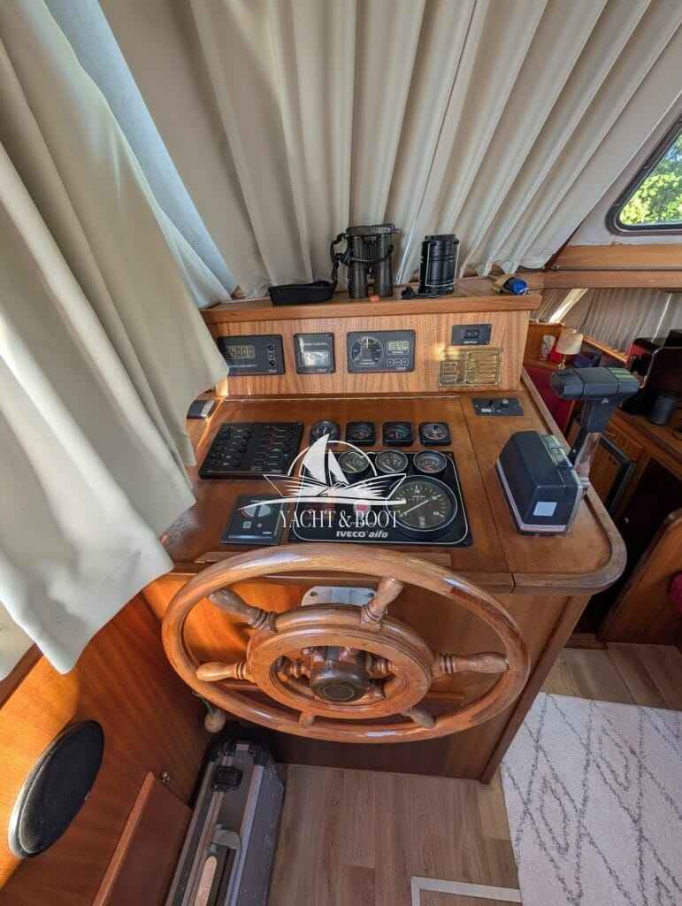 Motorboot Succes 880 Ultra