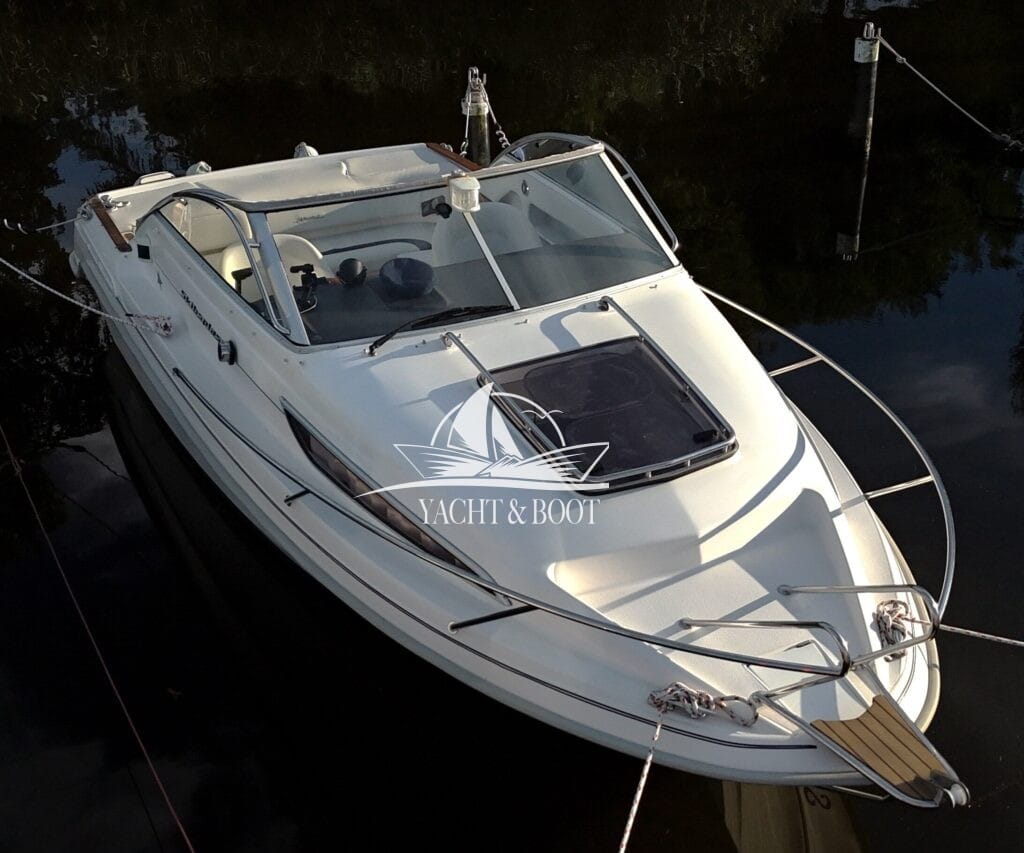 Motorboot Skibsplast 660