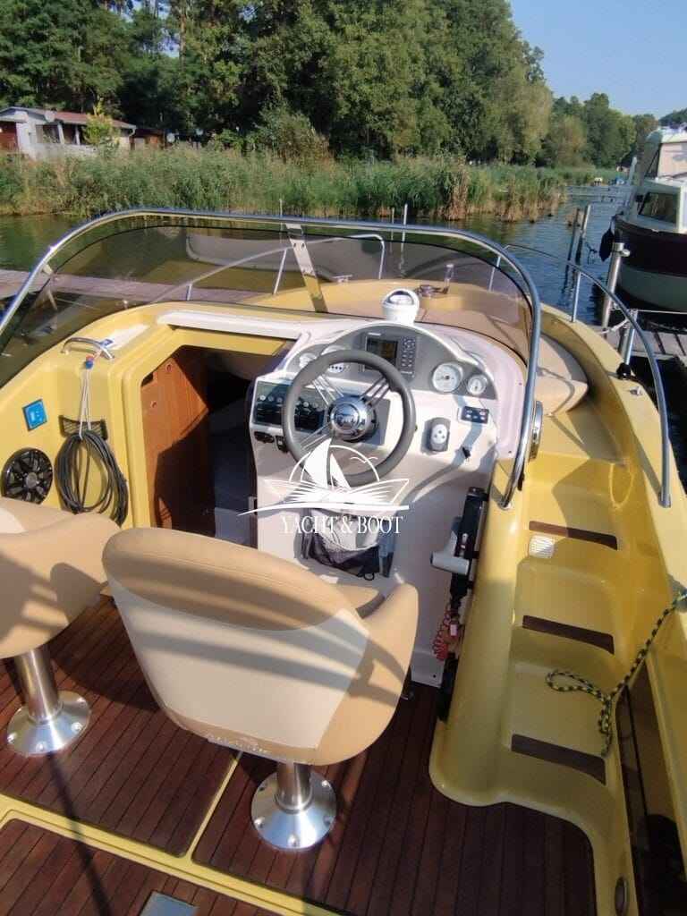 Motorboot Atlantic Marine Suncruiser 650