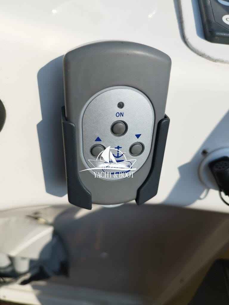 Motorboot Atlantic Marine Suncruiser 650