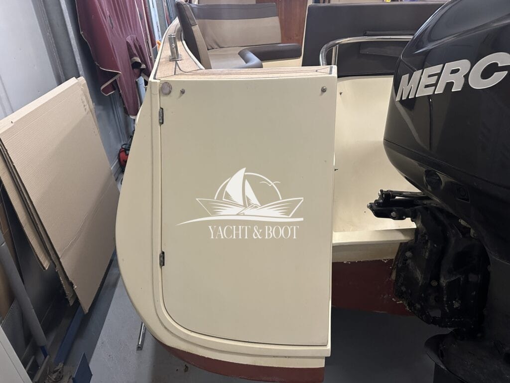 Motorboot Oud Huijzer 700 Cabine