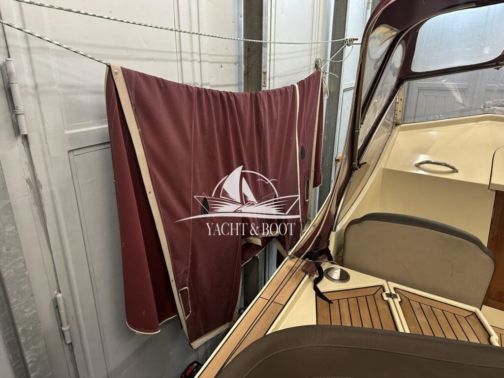 Motorboot Oud Huijzer 700 Cabine