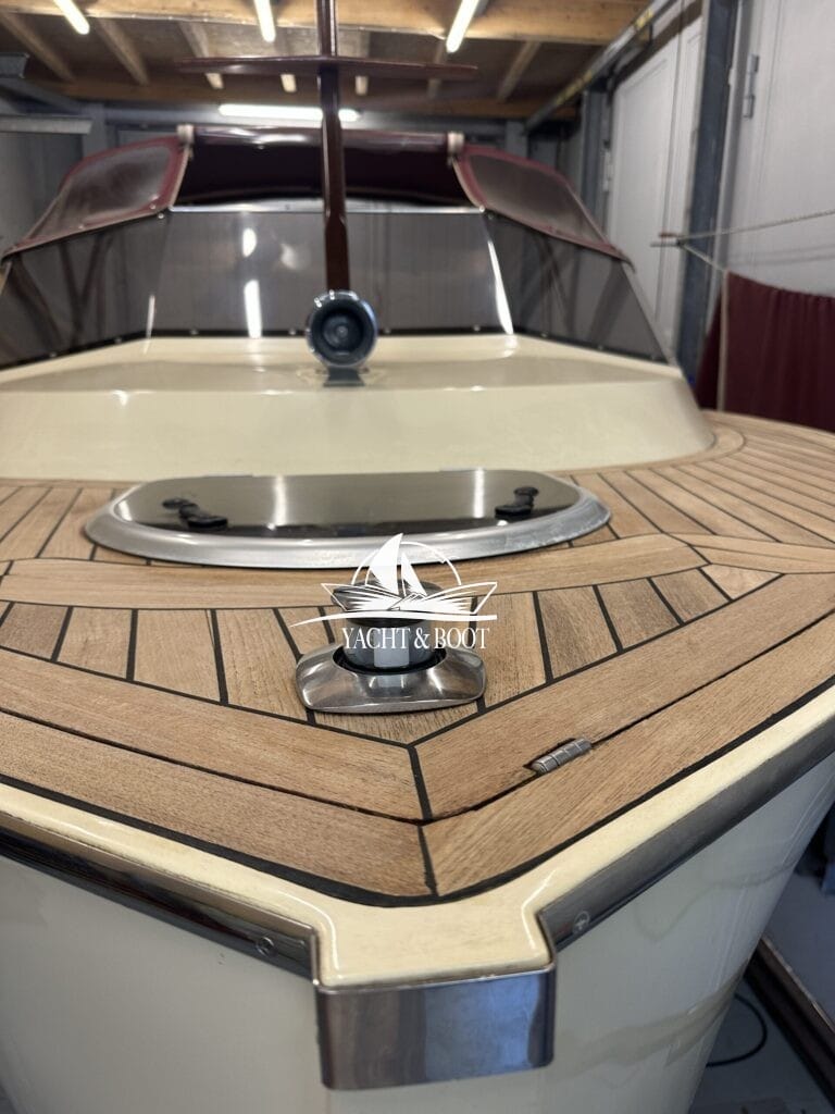 Motorboot Oud Huijzer 700 Cabine